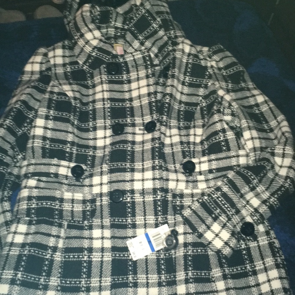 Brand new black and white coat